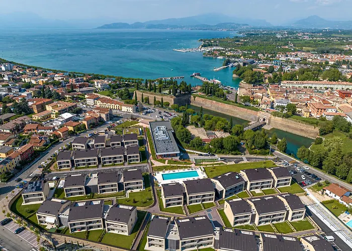 Prestige Garda - Borgo Secolo