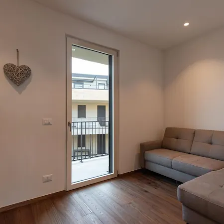 Nyaraló Prestige Garda - Borgo Secolo