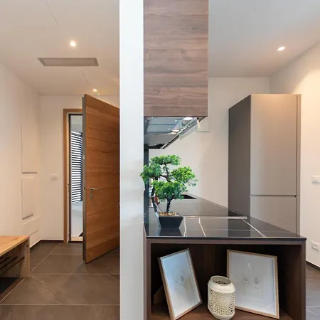 Prestige Garda - Borgo Secolo *
