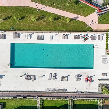 Prestige Garda - Borgo Secolo Nyaraló *